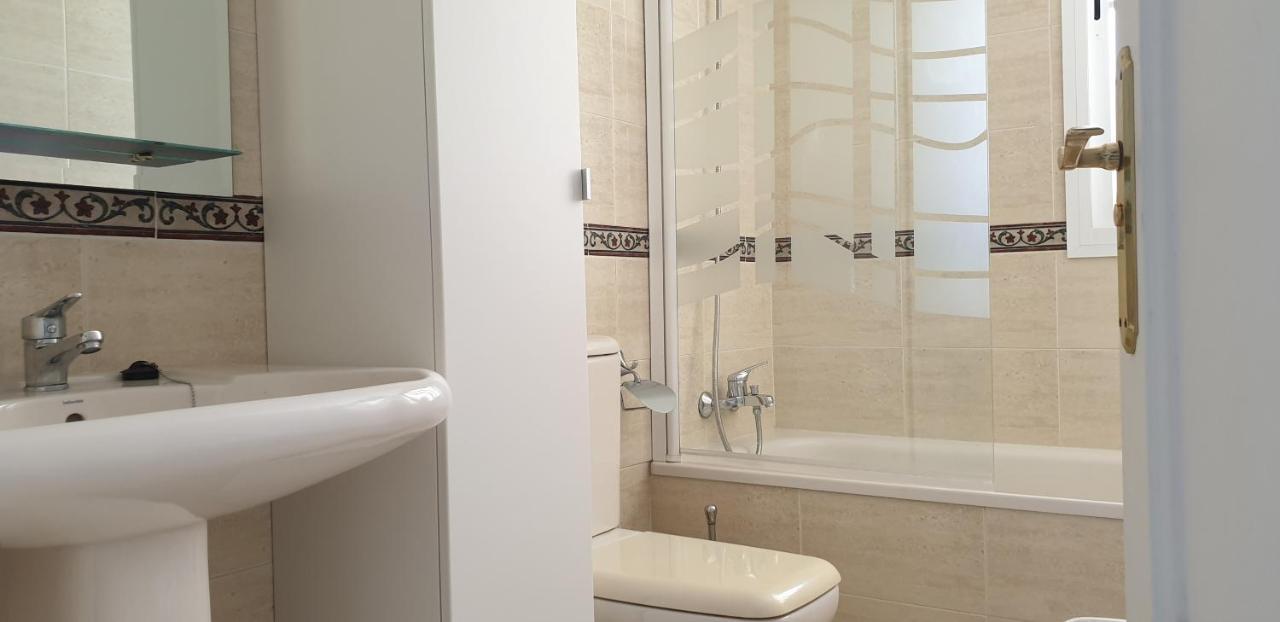 Apartamento Luxury Penthouse With Sea&Mountain Views & Hot Tub - Tranquility & Rest Benalmádena Exterior foto